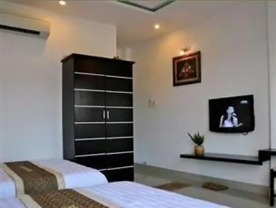 Manh Cuong Hotel Da Nang 2*,