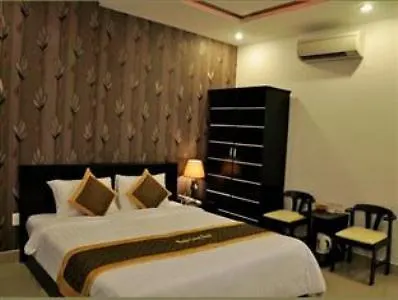 Manh Cuong Hotel Da Nang 2*,